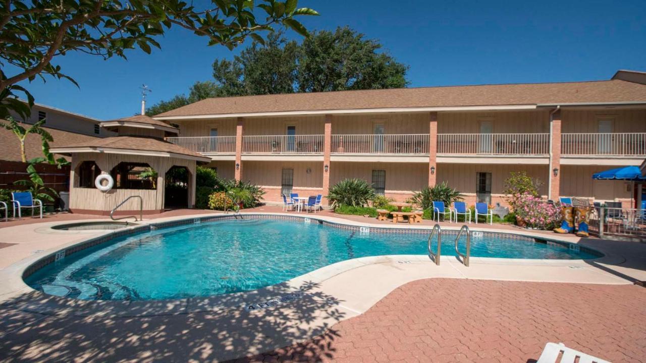 Texan Guest Ranch Hotel McAllen Kültér fotó